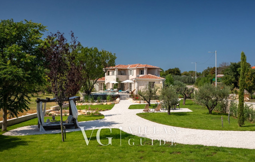 Villa Rapavel Dvorište i vanjski dio objekta