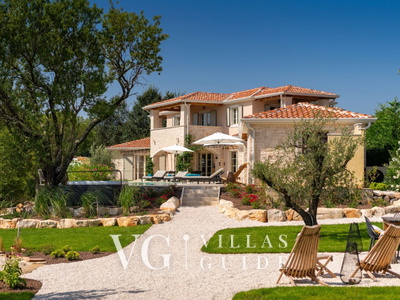 Villa Rapavel Dvorište i vanjski dio objekta