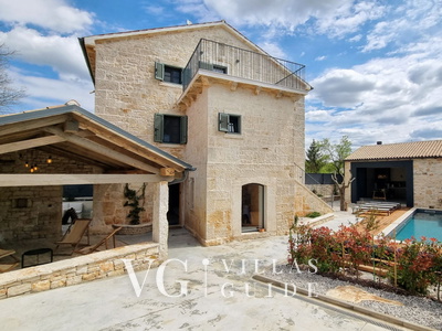 Villa Qualia Garten und Außenbereich