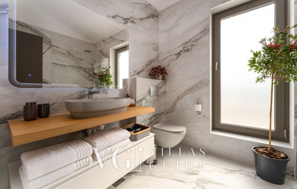 Luxury Villa Lipa Tree Kupaonica