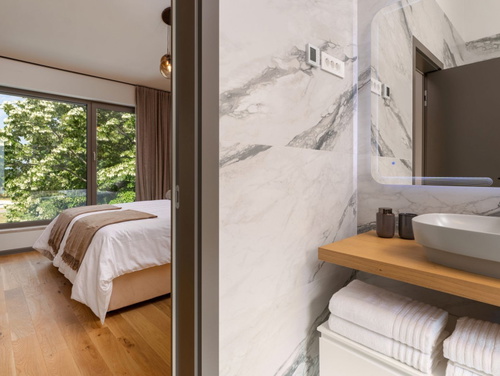 Luxury Villa Lipa Tree