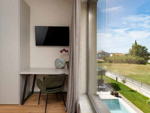 Luxury Villa Lipa Tree