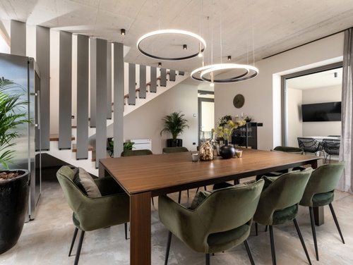 Luxury Villa Lipa Tree