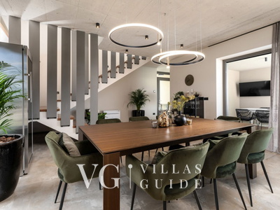 Luxury Villa Lipa Tree