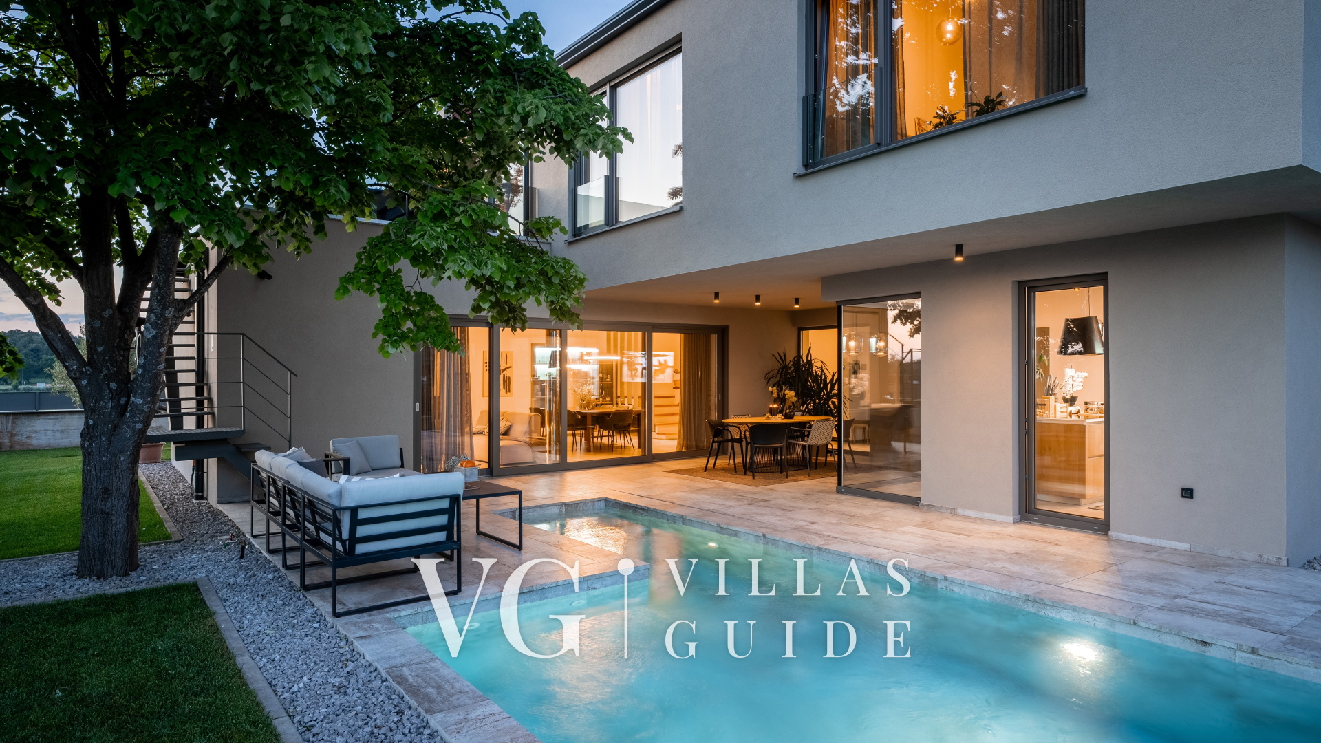 Luxury Villa Lipa Tree