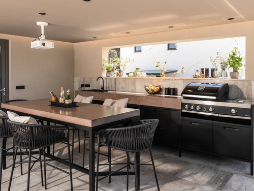 Luxury Villa Lipa Tree