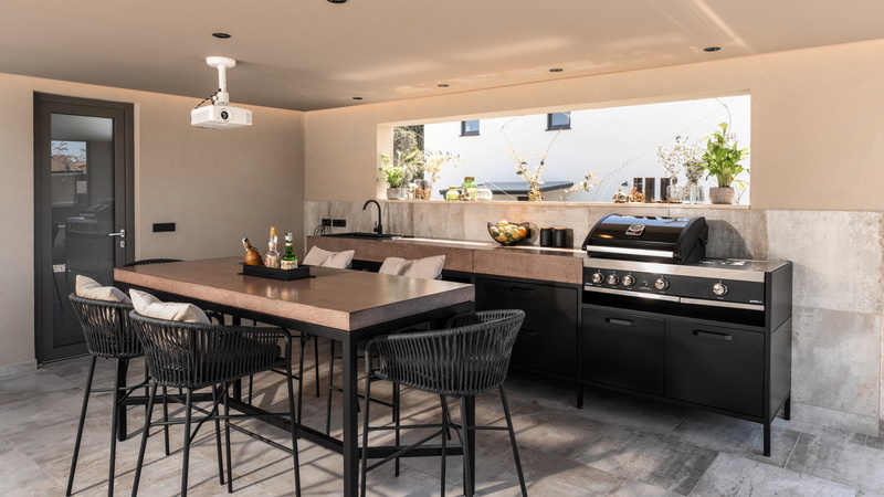 Luxury Villa Lipa Tree