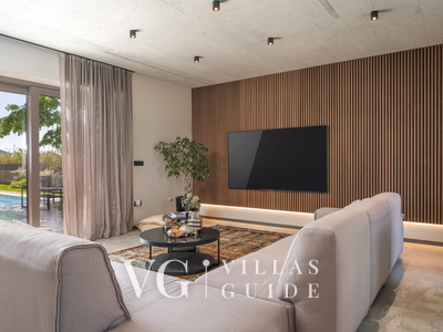 Luxury Villa Lipa Tree