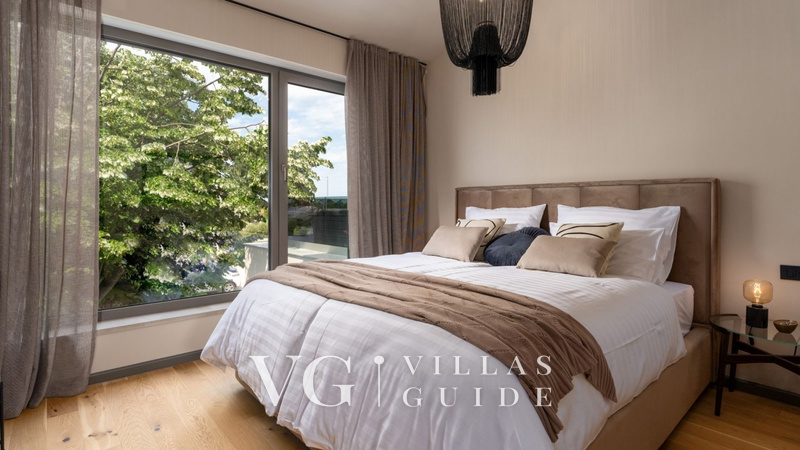 Luxury Villa Lipa Tree