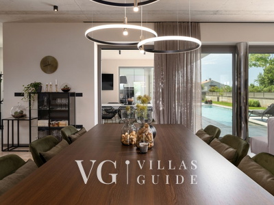 Luxury Villa Lipa Tree