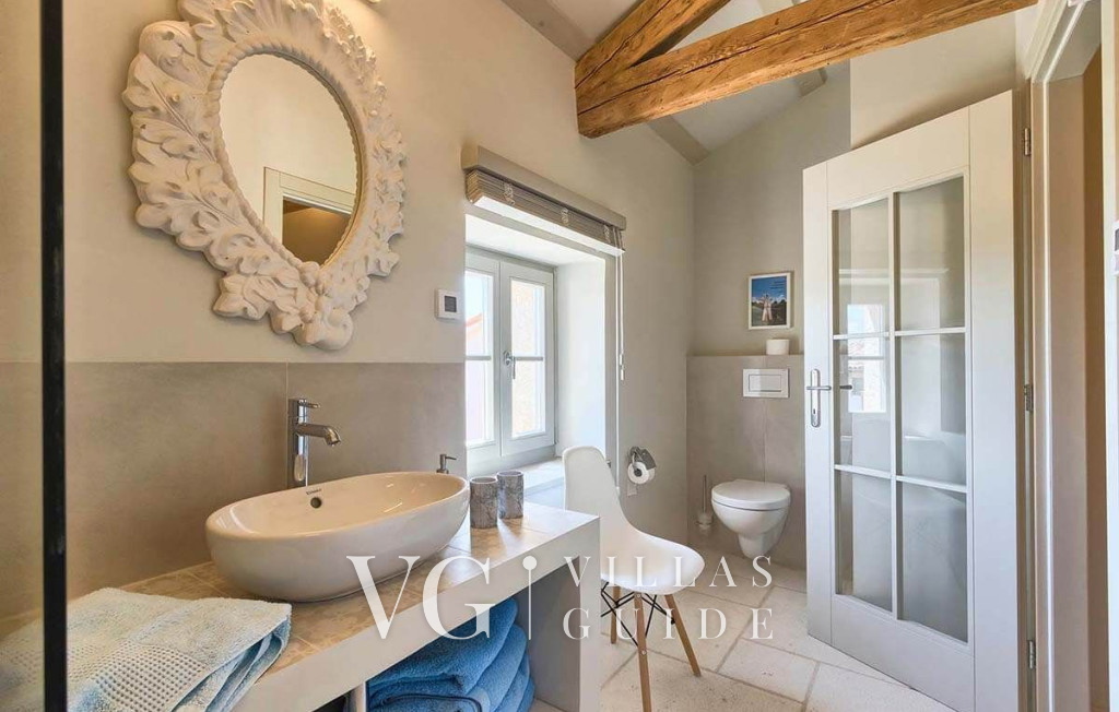 Villa Charlotta Bathroom
