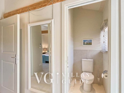 Villa Charlotta Bathroom