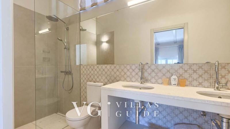 Villa Charlotta Badezimmer