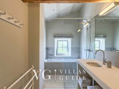 Villa Charlotta Bathroom