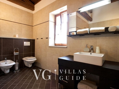 Villa Kringa Bathroom