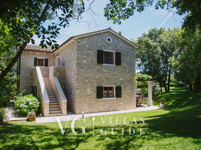 Villa Kringa Garden and property exterior