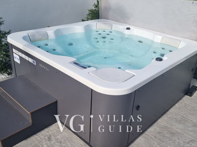 Villa Villetta Kitchen