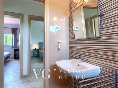 Villa Nona Nina Guest toilet