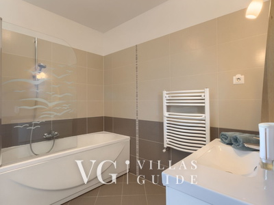 Villa Nona Nina Bathroom