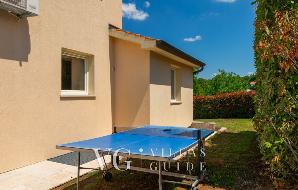 Villa Nona Nina Additional content