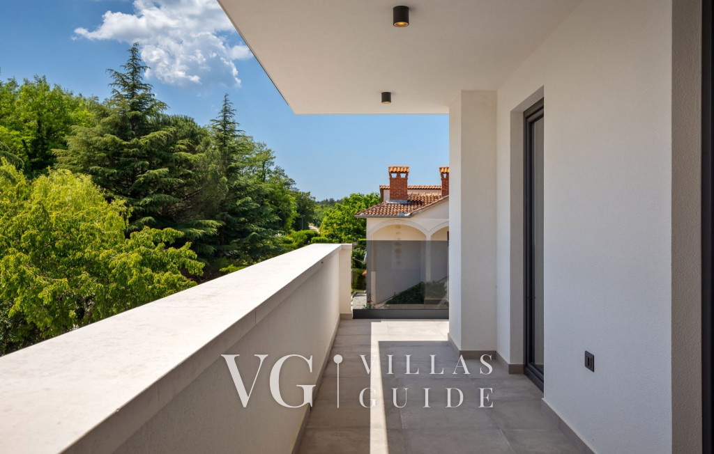 Villa Nona Additional content