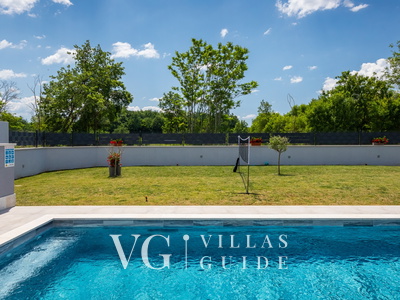 Villa Nona Garten und Außenbereich