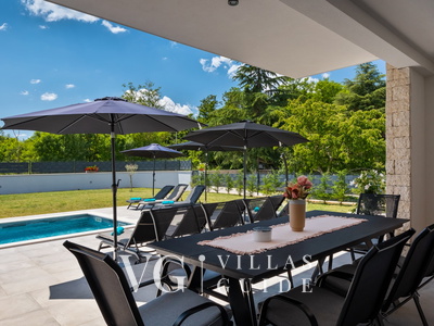 Villa Nona Garten und Außenbereich