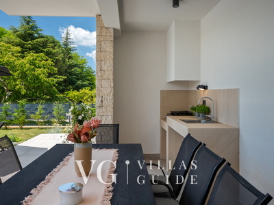 Villa Nona Garten und Außenbereich