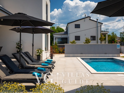 Villa Nona Garten und Außenbereich