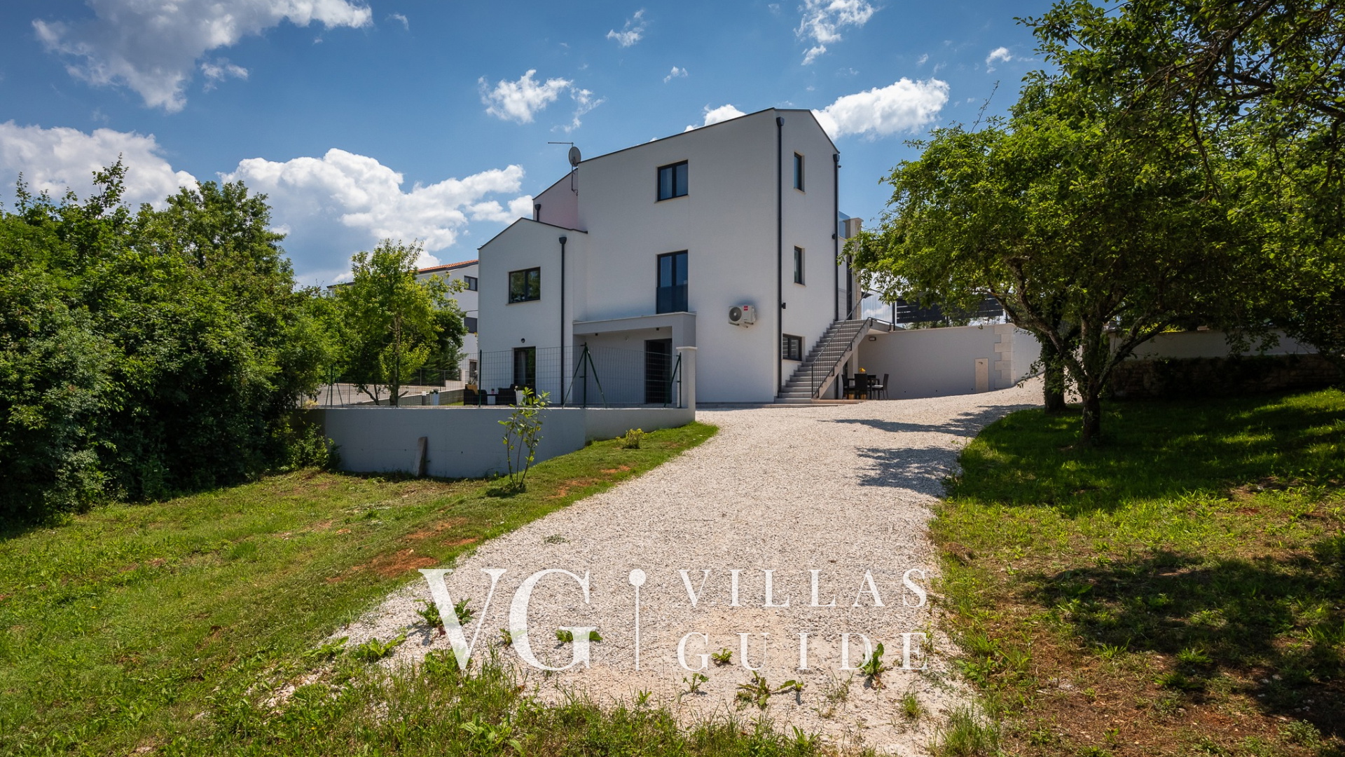 Villa Nona Garten und Außenbereich