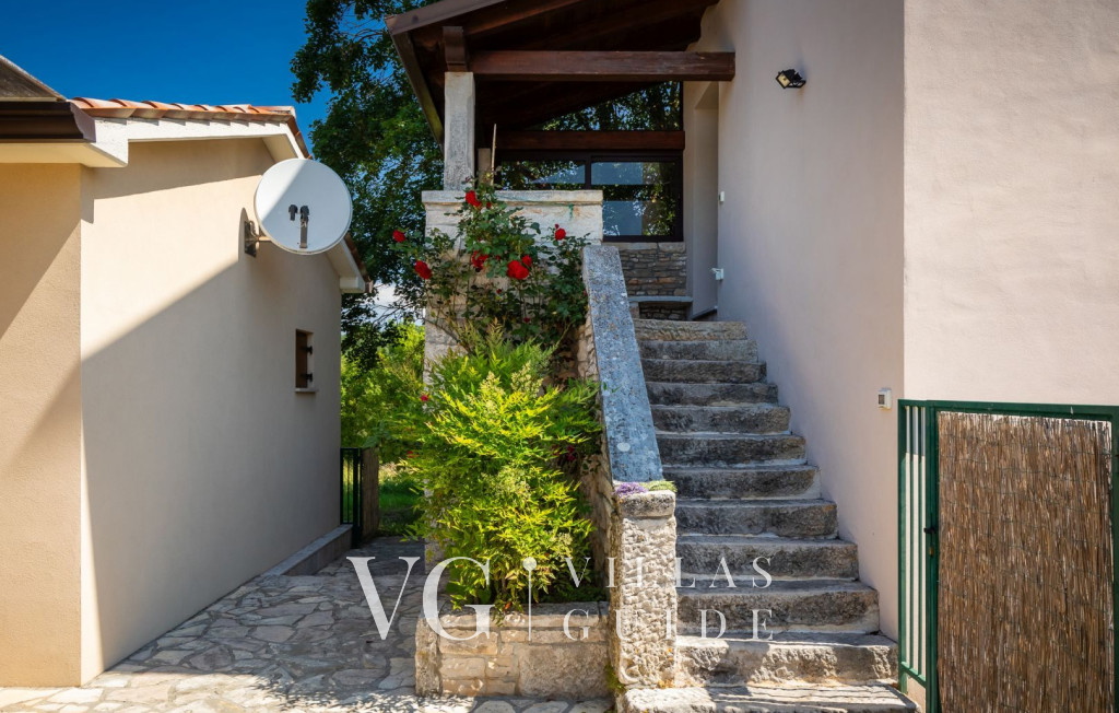 Casa Bastiani Garden and property exterior