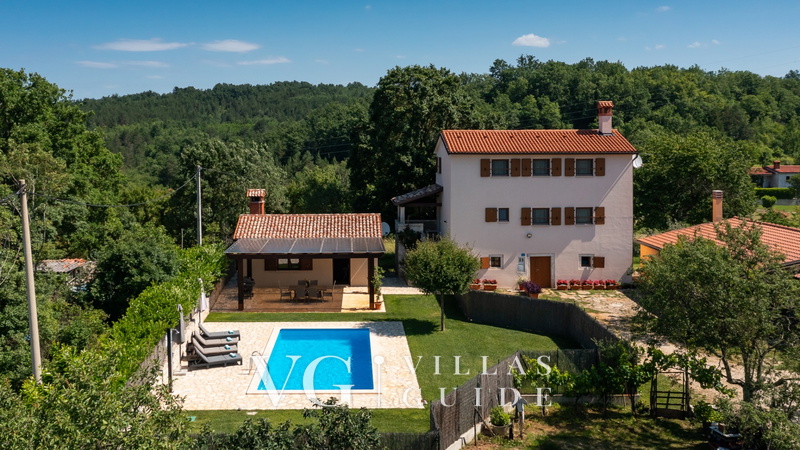 Casa Bastiani Garden and property exterior