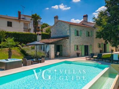 Villa Zvonar Garden and property exterior