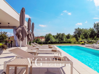 Villa Una Sofia Pool