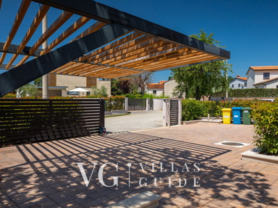 Villa Pedena Dvorište i vanjski dio objekta