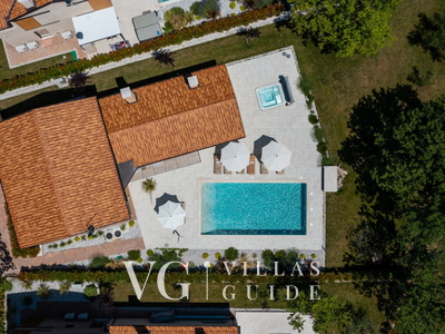 Villa Pedena Dvorište i vanjski dio objekta