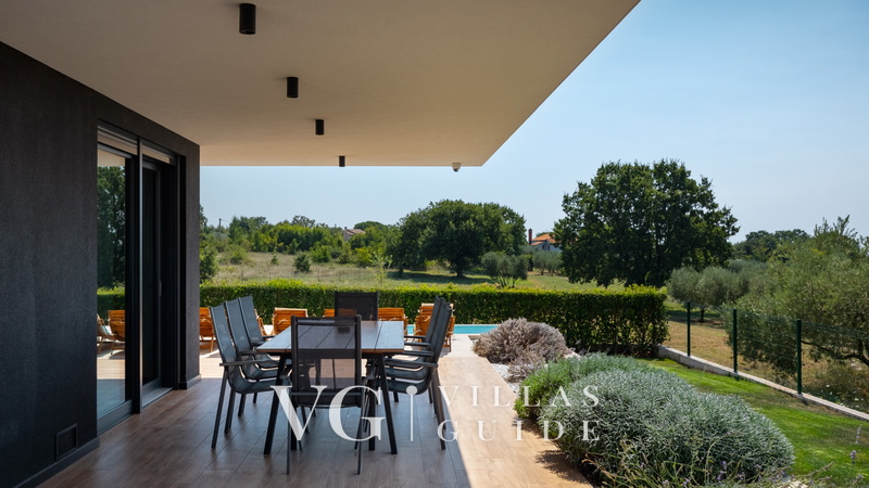 Villa Cormoran Additional content