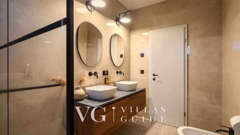 Villa Curitico Bathroom