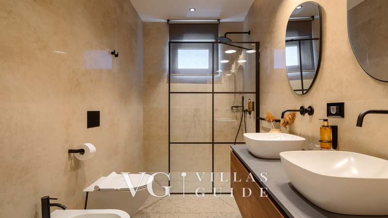 Villa Curitico Bathroom