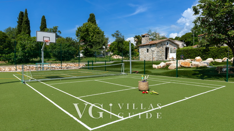 Villa Curitico Additional content