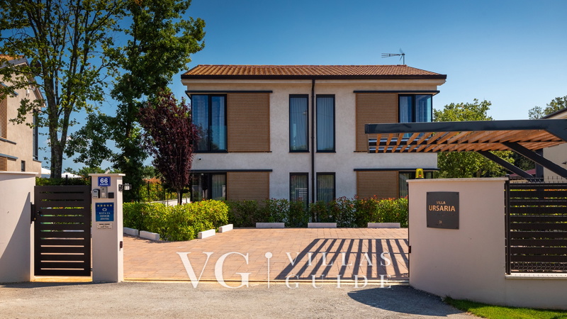 Villa Ursaria Garden and property exterior