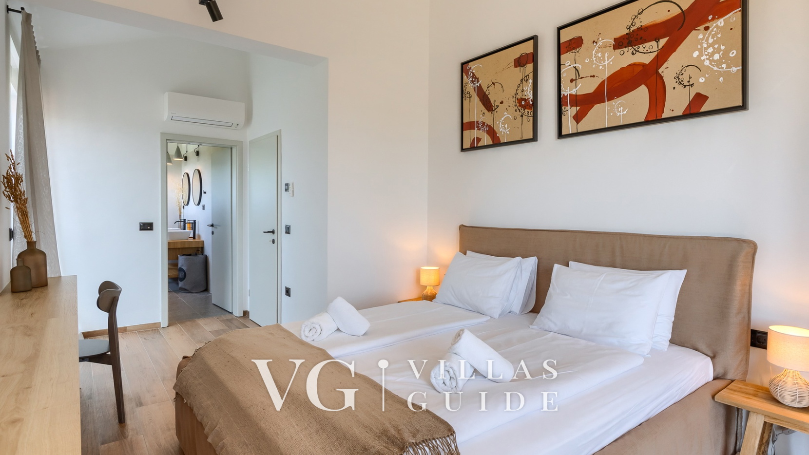 Villa Albona Bedroom