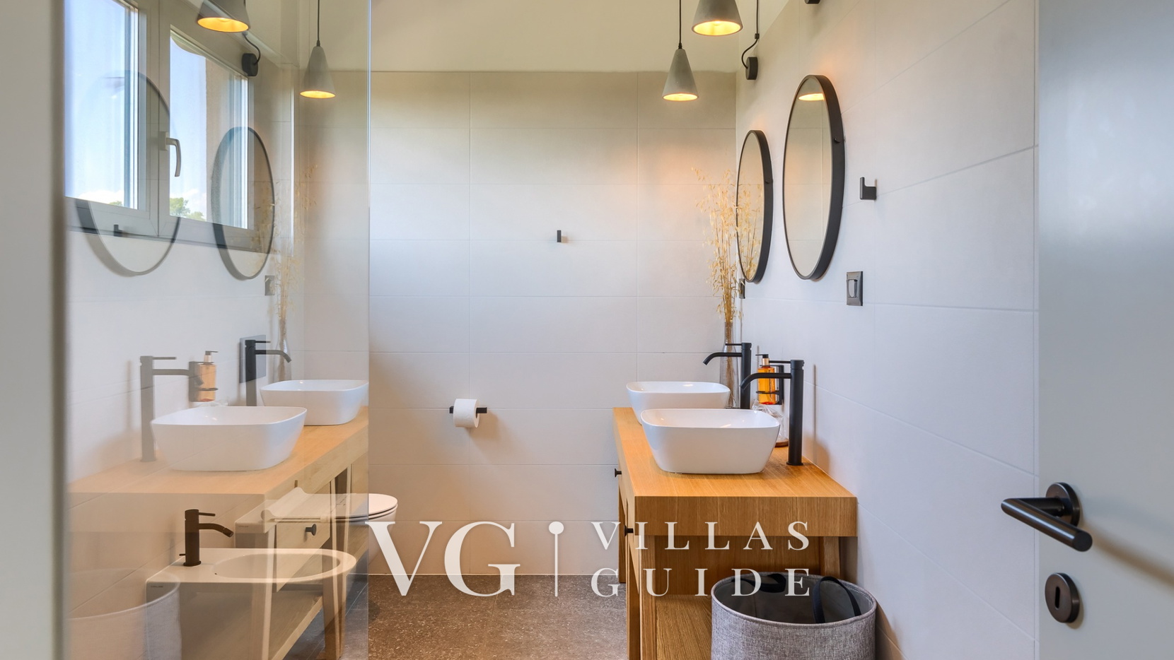 Villa Albona Bathroom