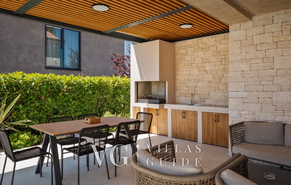 Villa Vallis Additional content