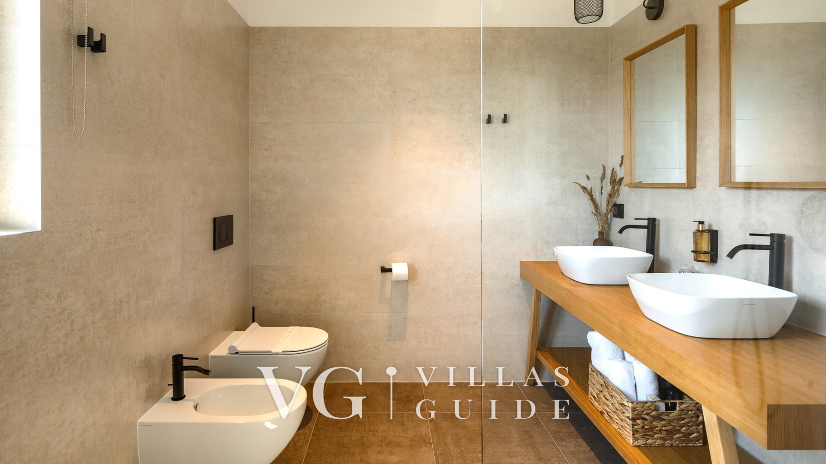 Villa Vallis Bathroom