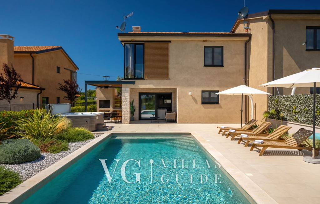 Villa San Vincenti Pool