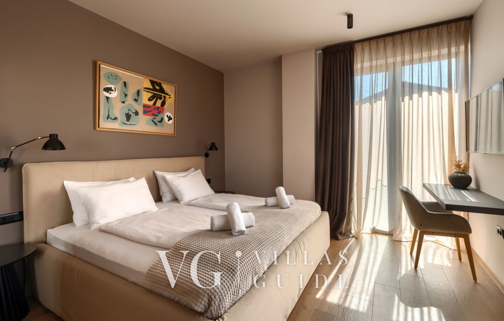 Villa San Vincenti Bedroom