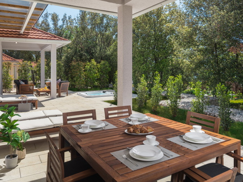 Luxury Bay Villa Porto Bus