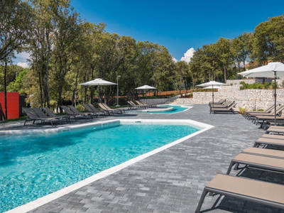 Luxury Bay Villa Porto Bus Garden and property exterior