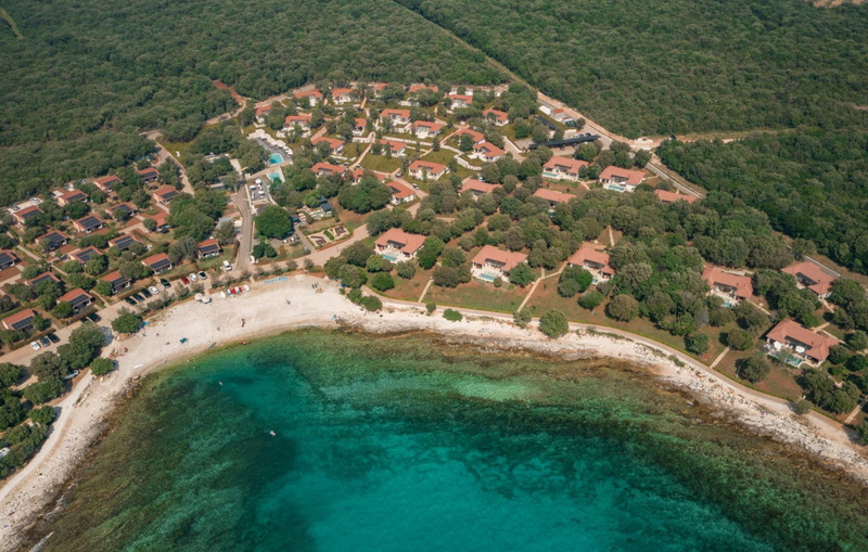 Luxury Bay Villa Porto Bus Garden and property exterior